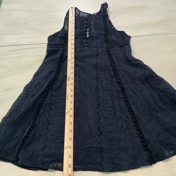 Free People Navy Blue Lace Dress Size 2 - Picture 6 of 9
